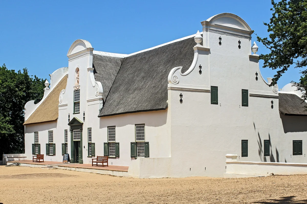 Constantia Property: Above the R8m Line, 2026
