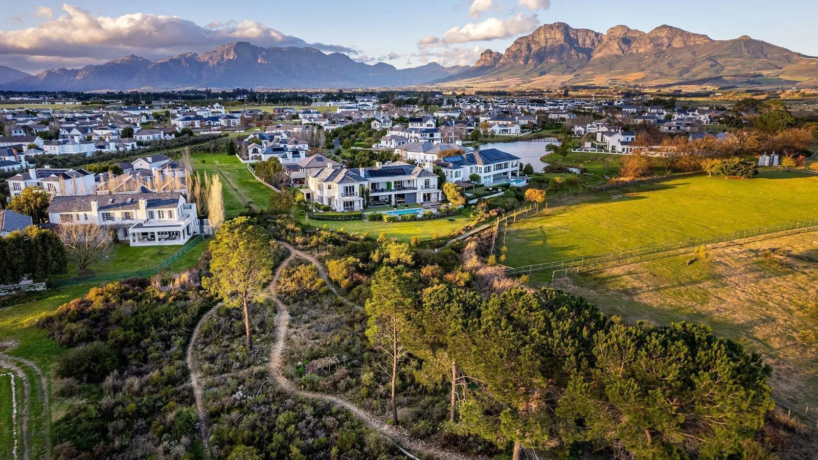 Val de Vie: The Estate Is the Asset, Not the House