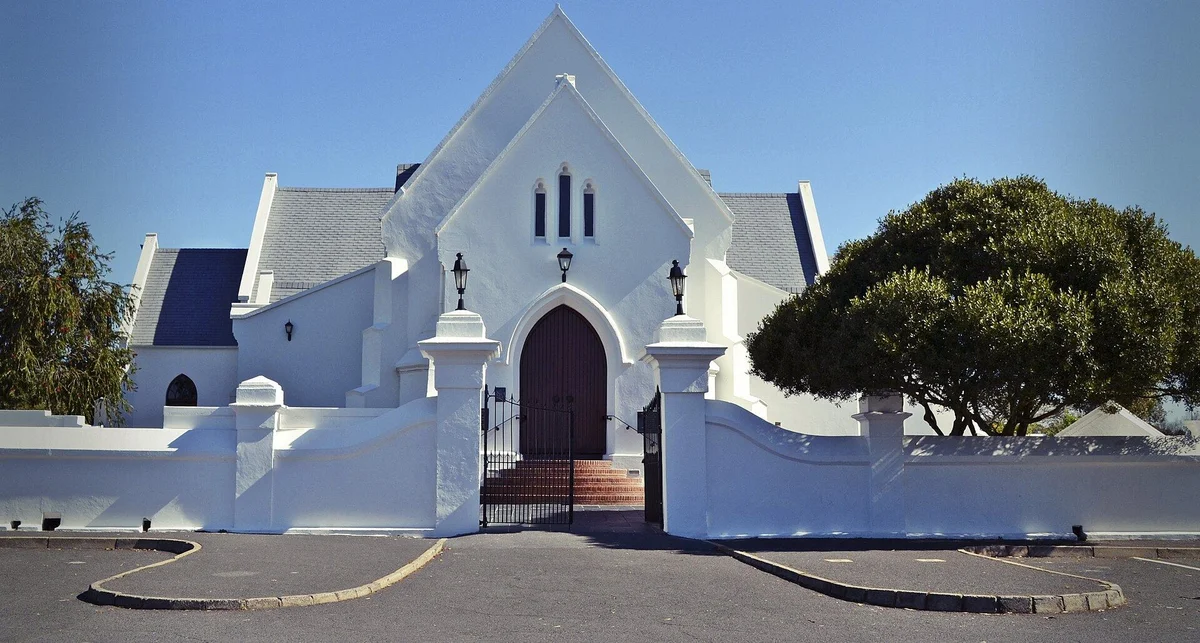 De Kuile Lifestyle Estate Reviews: Pros, Cons, Prices