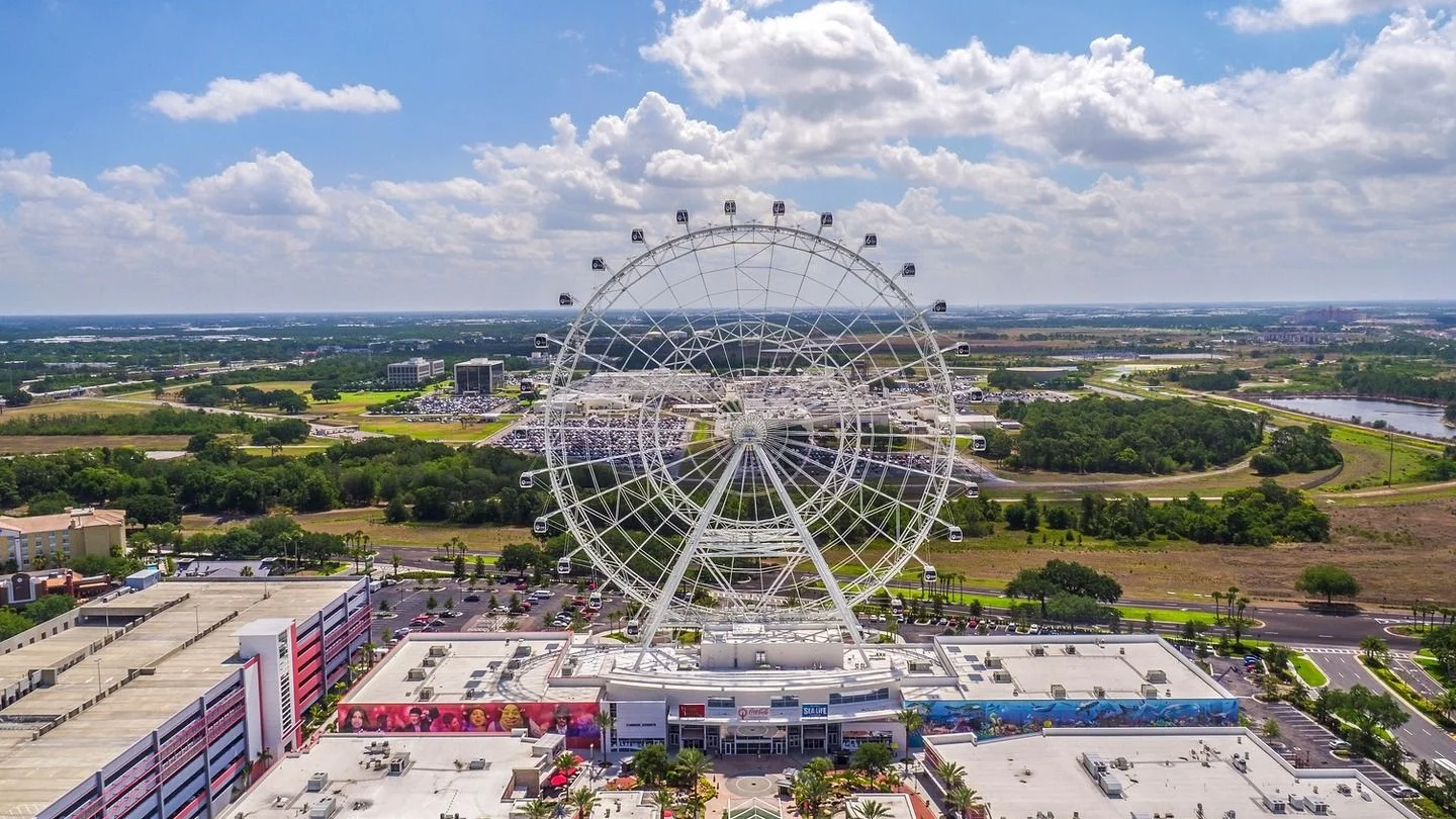 Aerial view of the Orlando wheel on International Drive