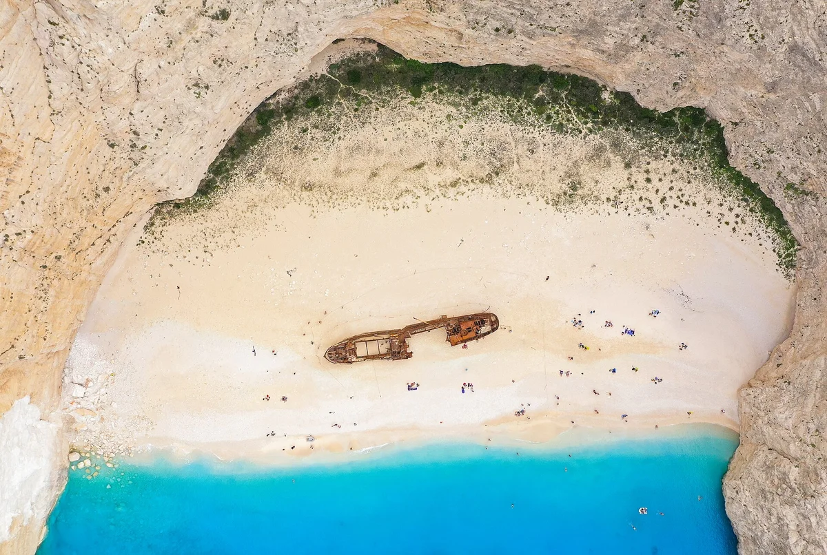 Greece Golden Visa Property Tiers 2026: €800K vs €400K