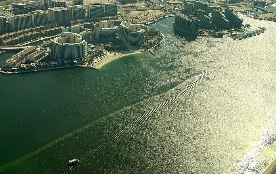 Al Raha Beach Abu Dhabi inline-2