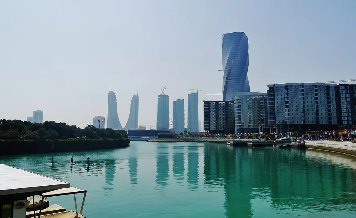 Manama Bahrain skyline, inline-1