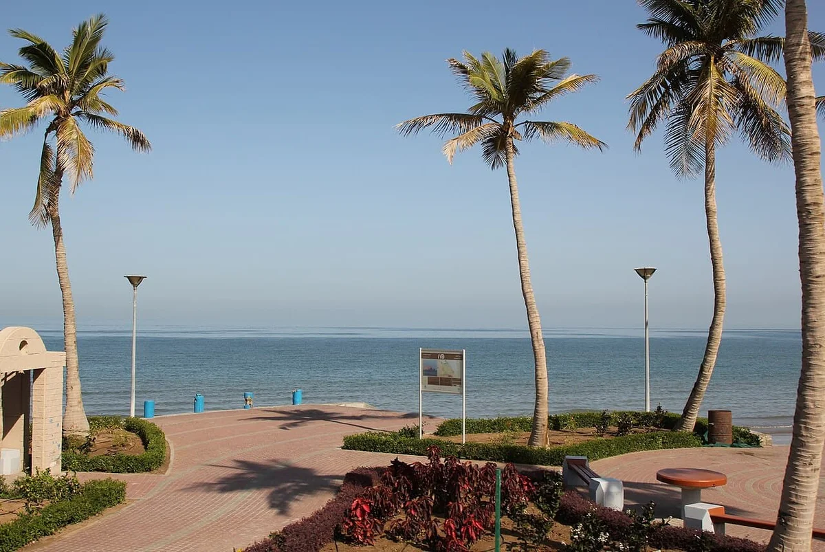 Qurum Muscat beach. inline 1