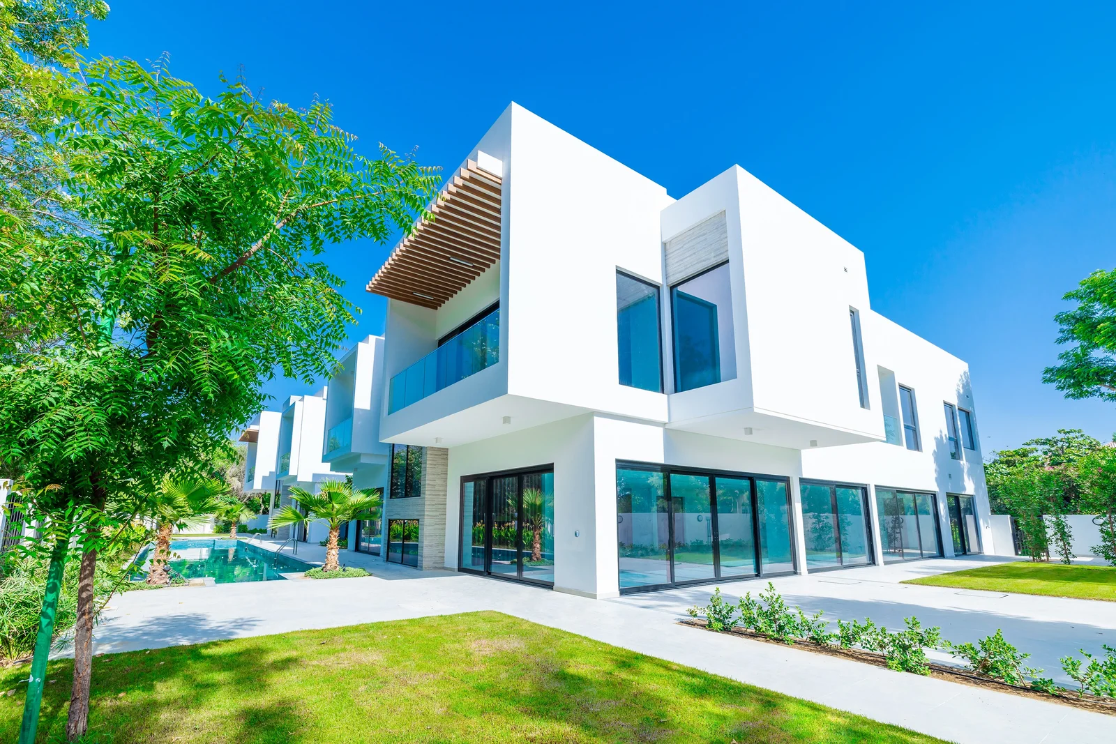DAMAC Hills Villas for Sale: The Brand Licence Risk