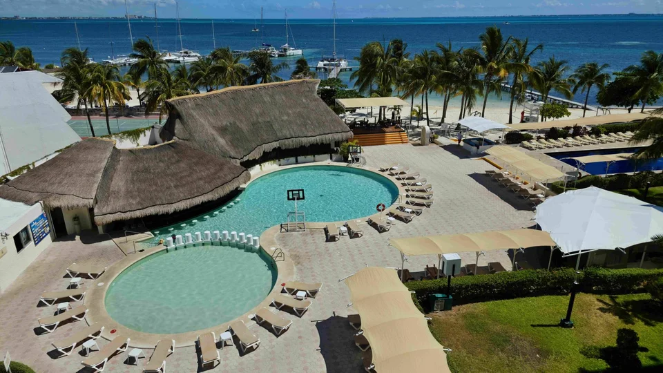Aldea Zama and Region 15 Tulum property markets compared