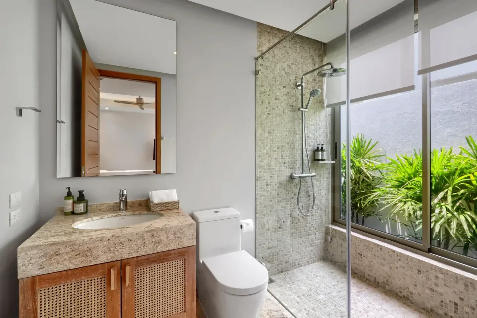 Botanica Lake Side II interior, master suite with pool views