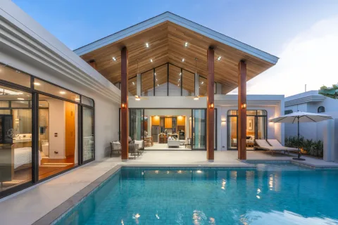 Rungtiva Private Pool Villas в Лаян: виллы от 54,4 млн ₽