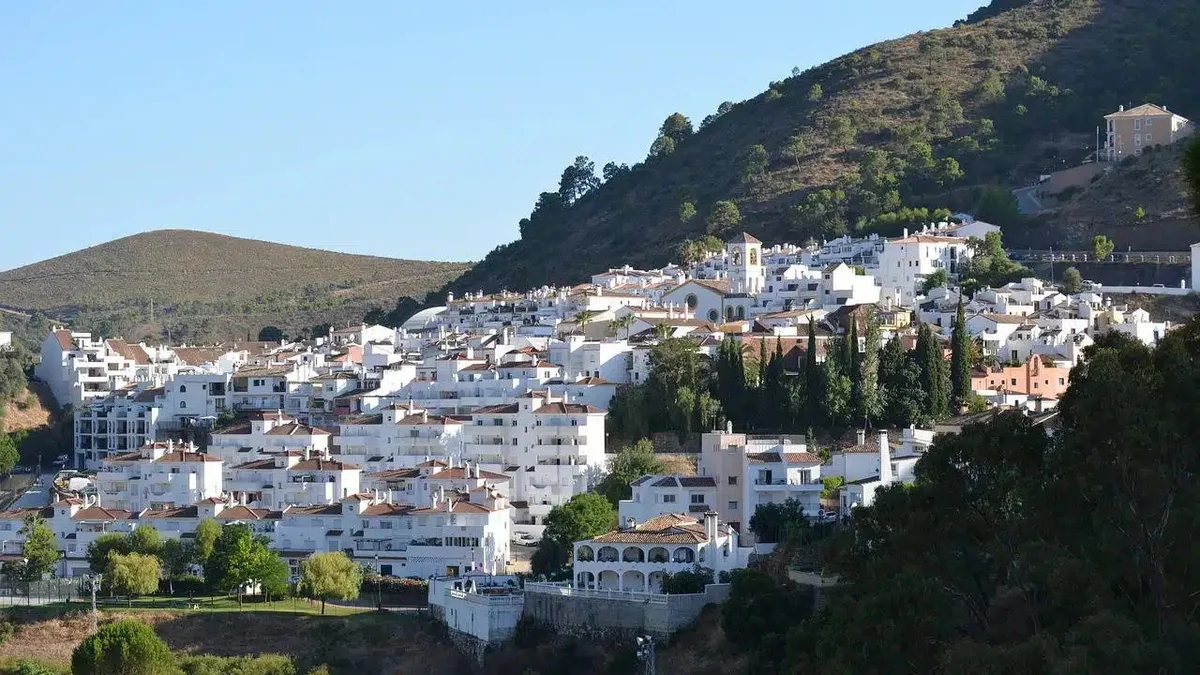 Property for Sale in Benahavís, Spain: Prices & Buyer Guide