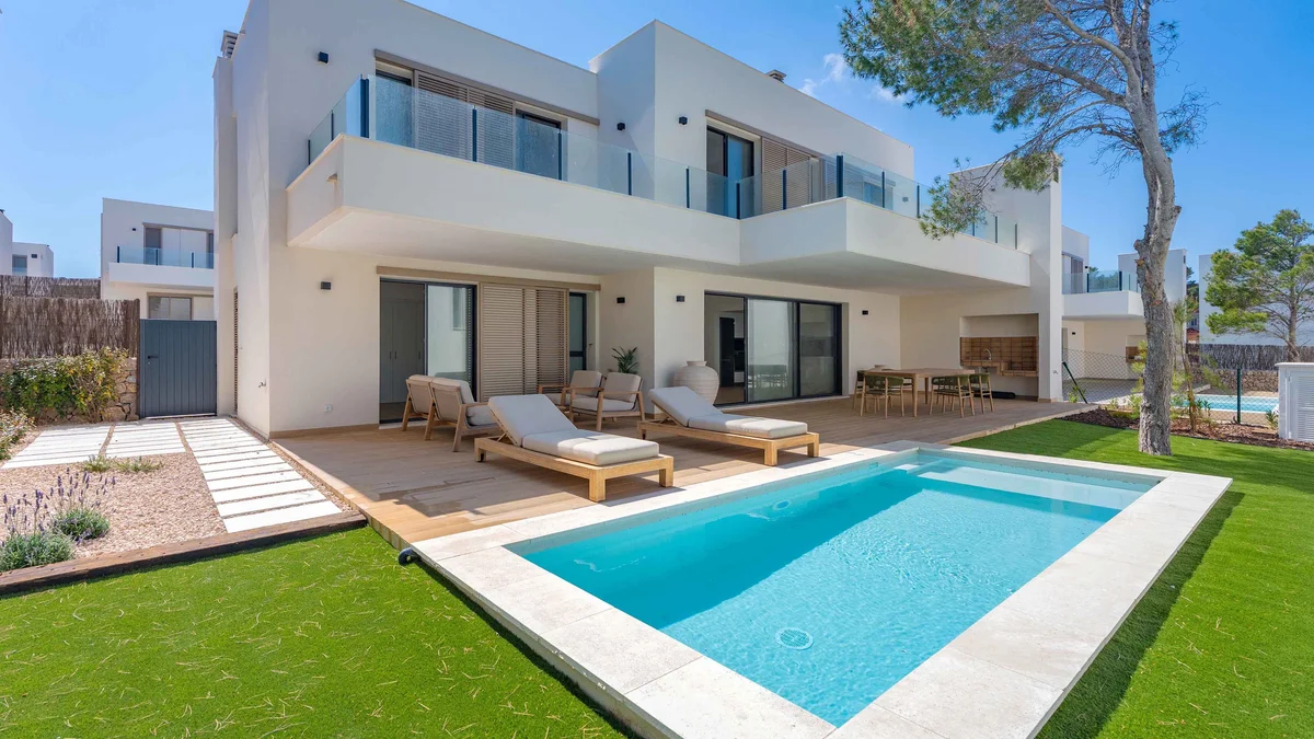Ferienhaus in Spanien kaufen: Jahreskosten und Lizenz