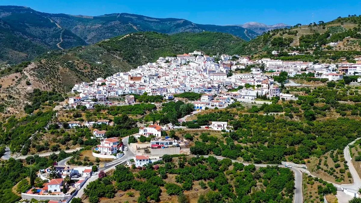 Finca kopen in Spanje: de AFO- en DAFO-valkuil uitgelegd