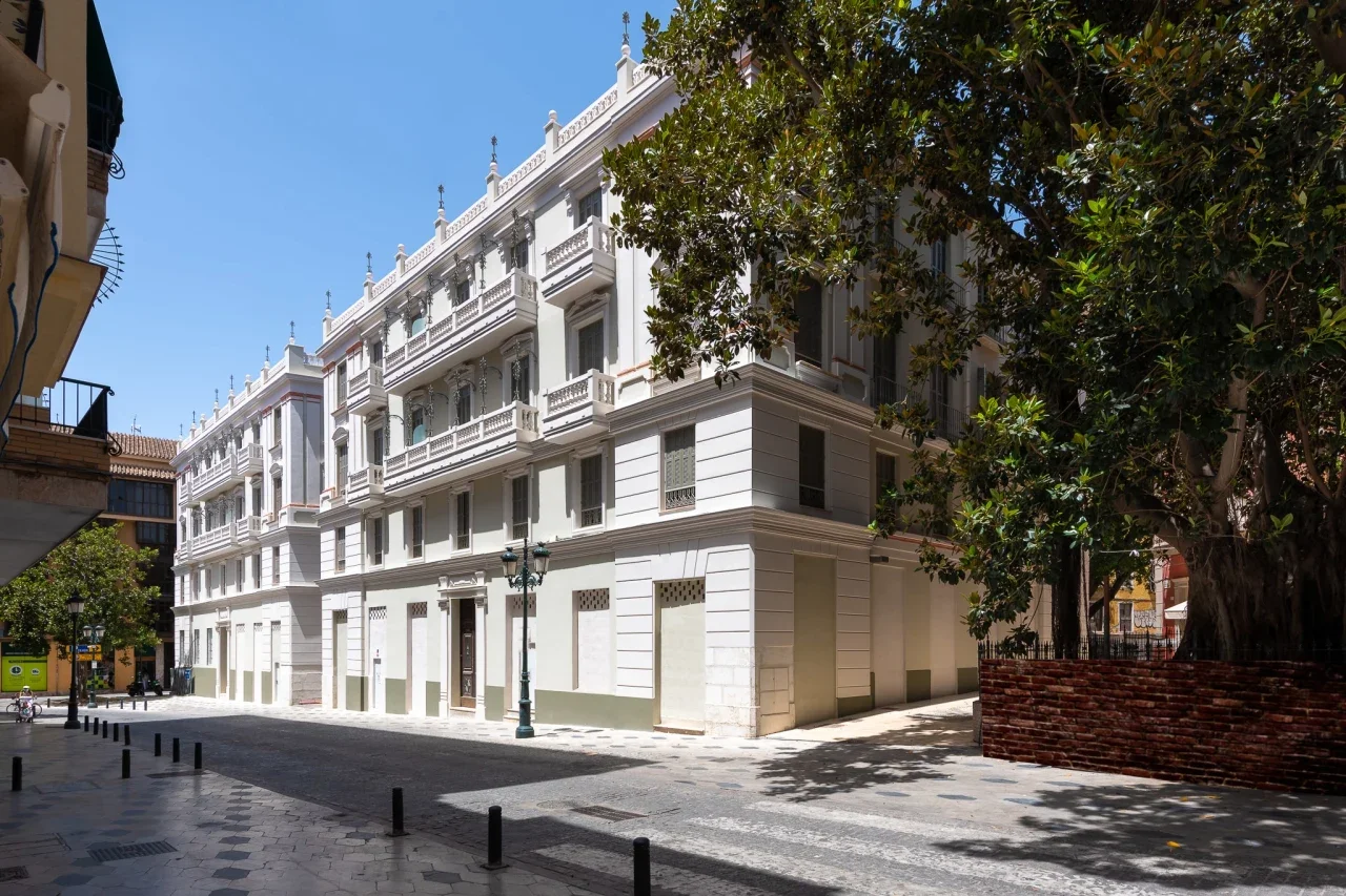 Theater Square Malaga: Apartments from €530K
