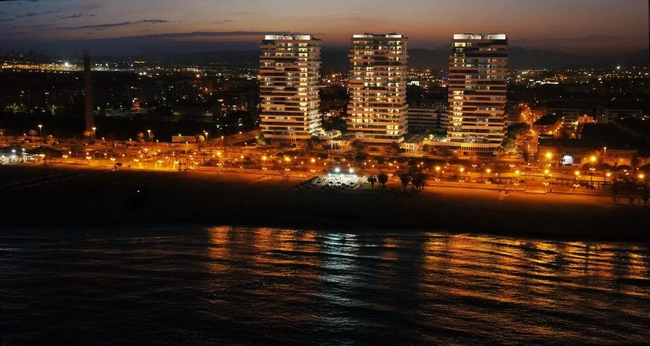 Malaga Towers Living: Apartments from €582K